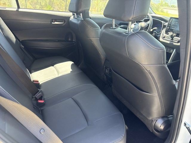 Used 2022 Toyota Corolla Cross XLE w/ Convenience Package FWD image 23