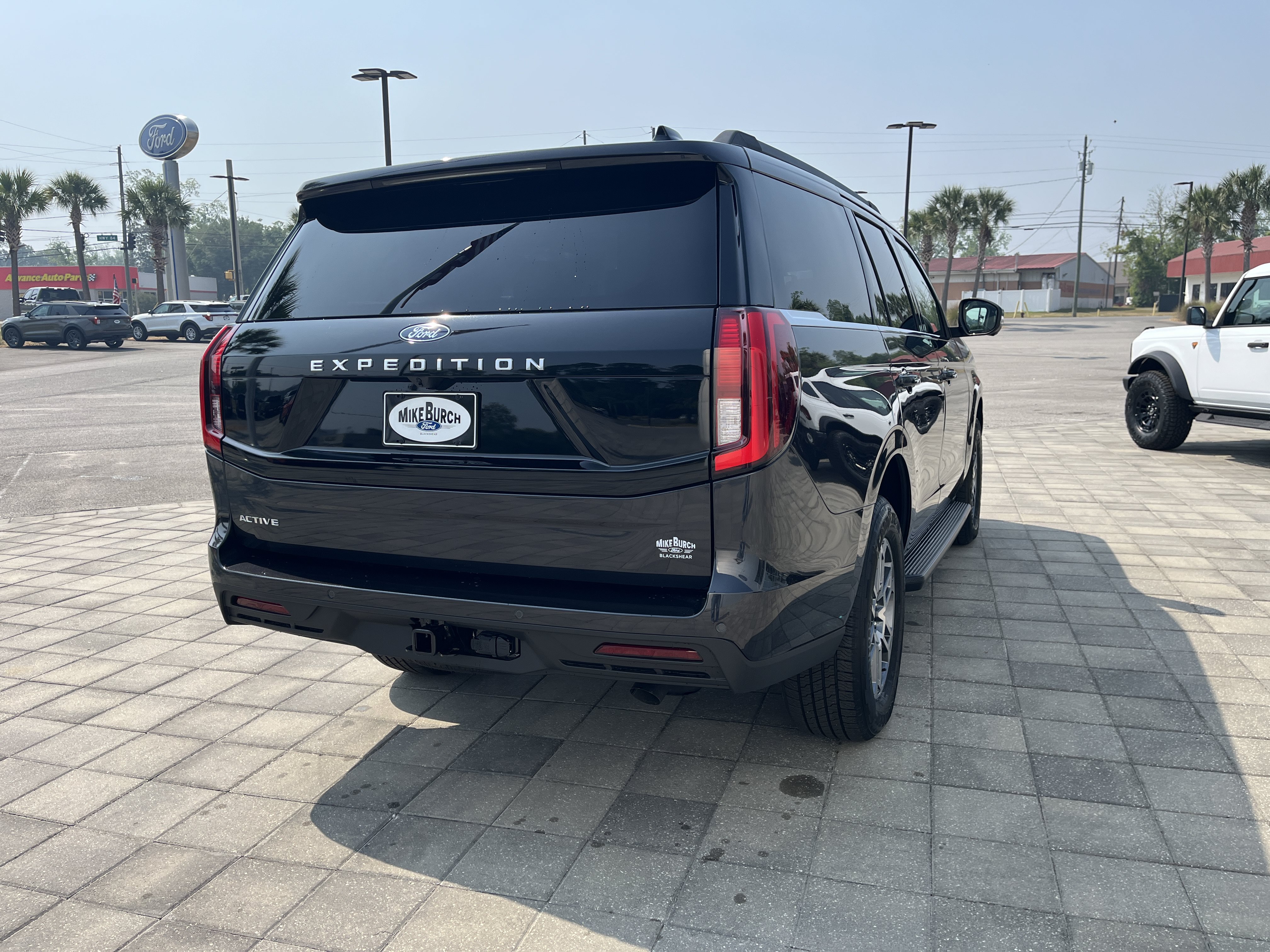 New 2026 Ford Expedition Active RWD image 6