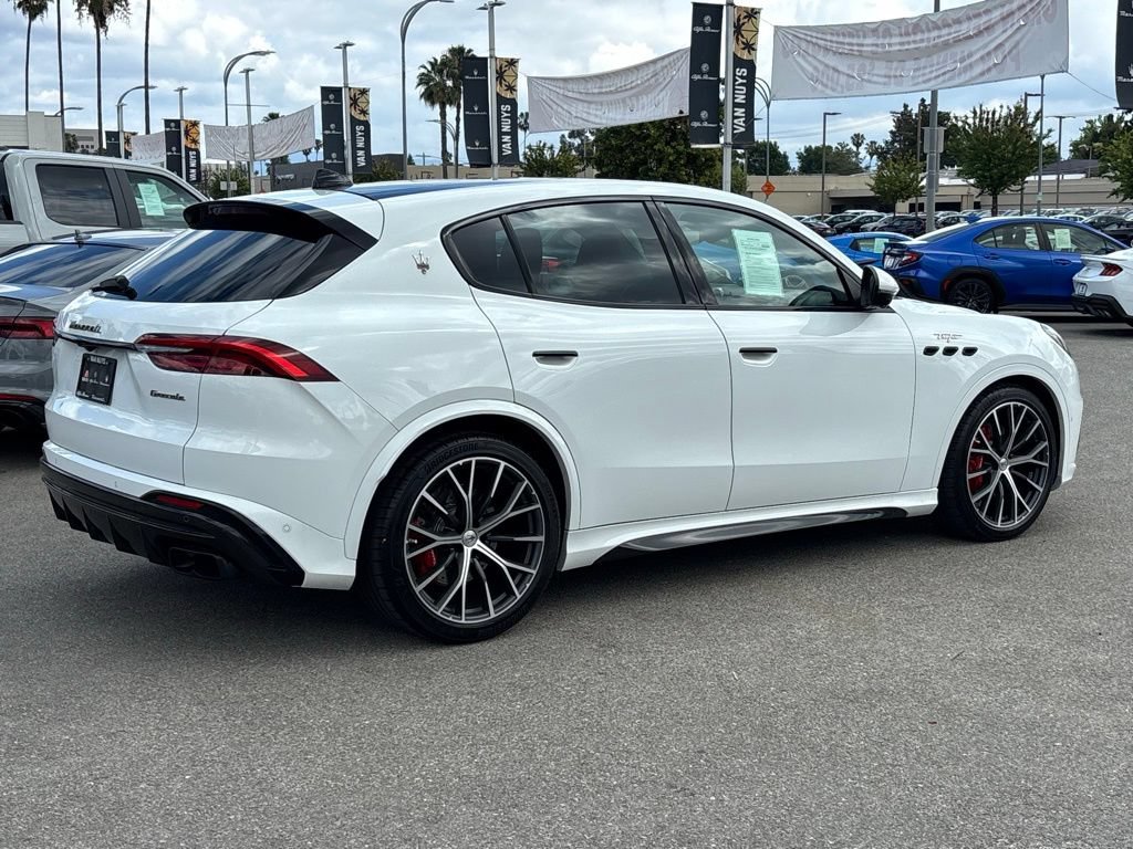 Used 2024 Maserati Grecale Trofeo AWD/4WD image 3