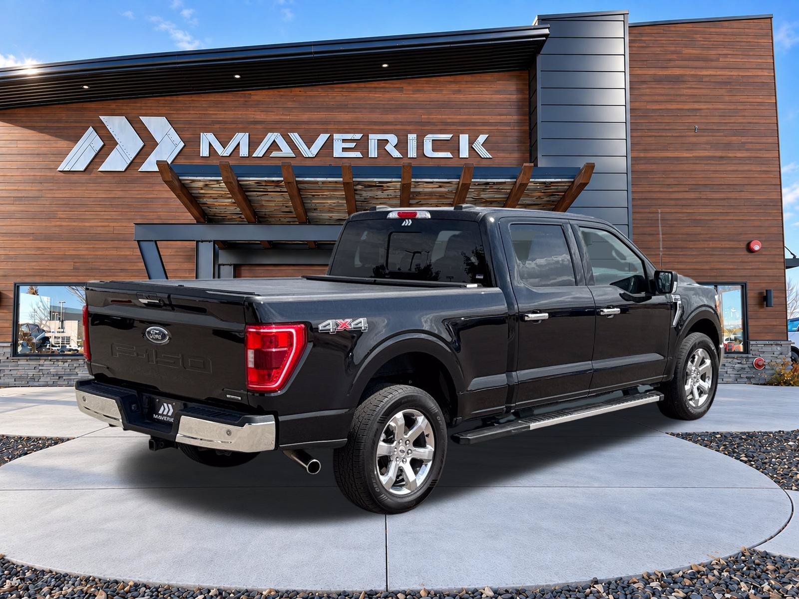 Used 2022 Ford F150 XLT w/ Equipment Group 302A High AWD/4WD image 7
