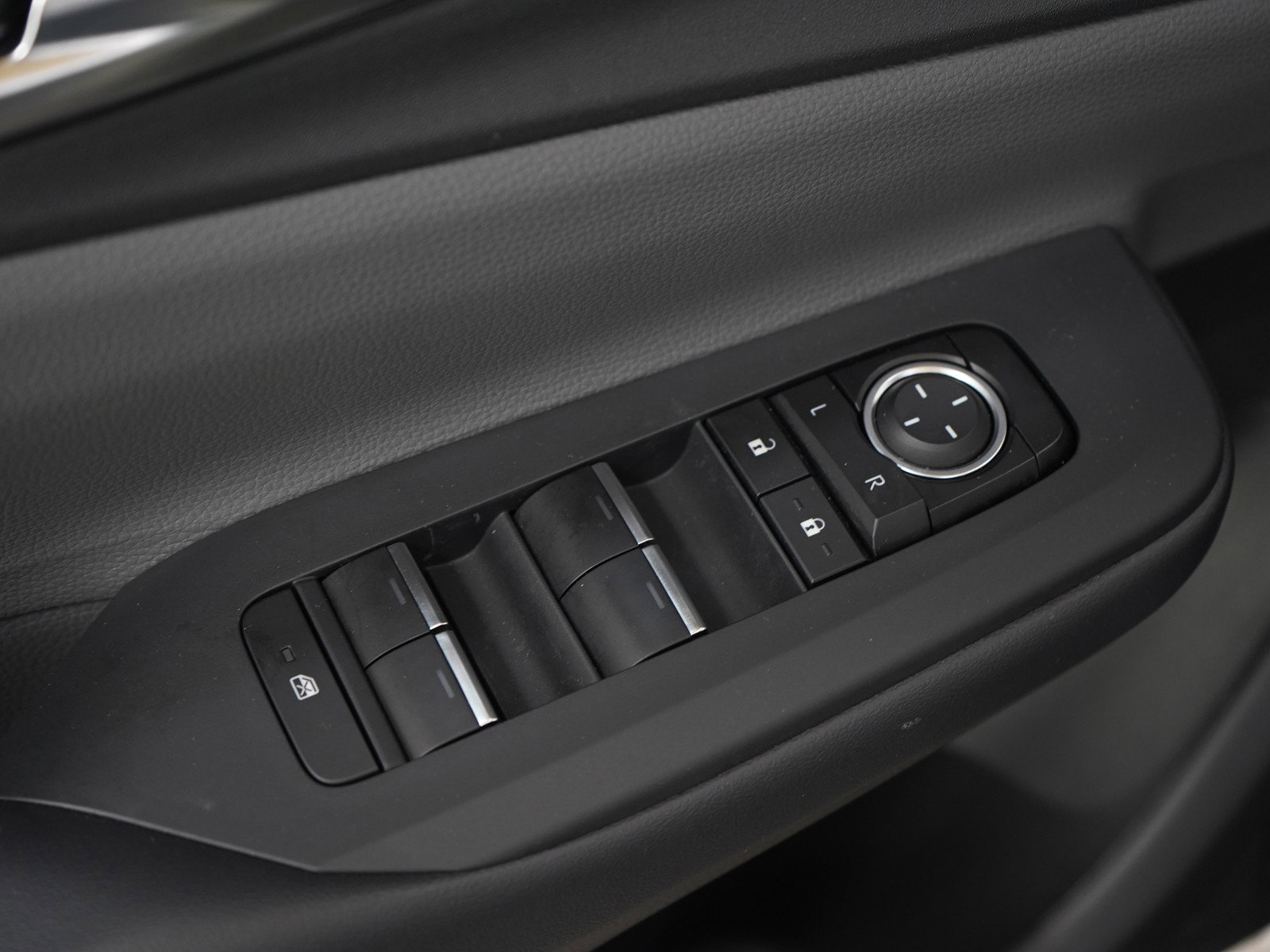 Used 2025 Toyota Prius Limited image 23