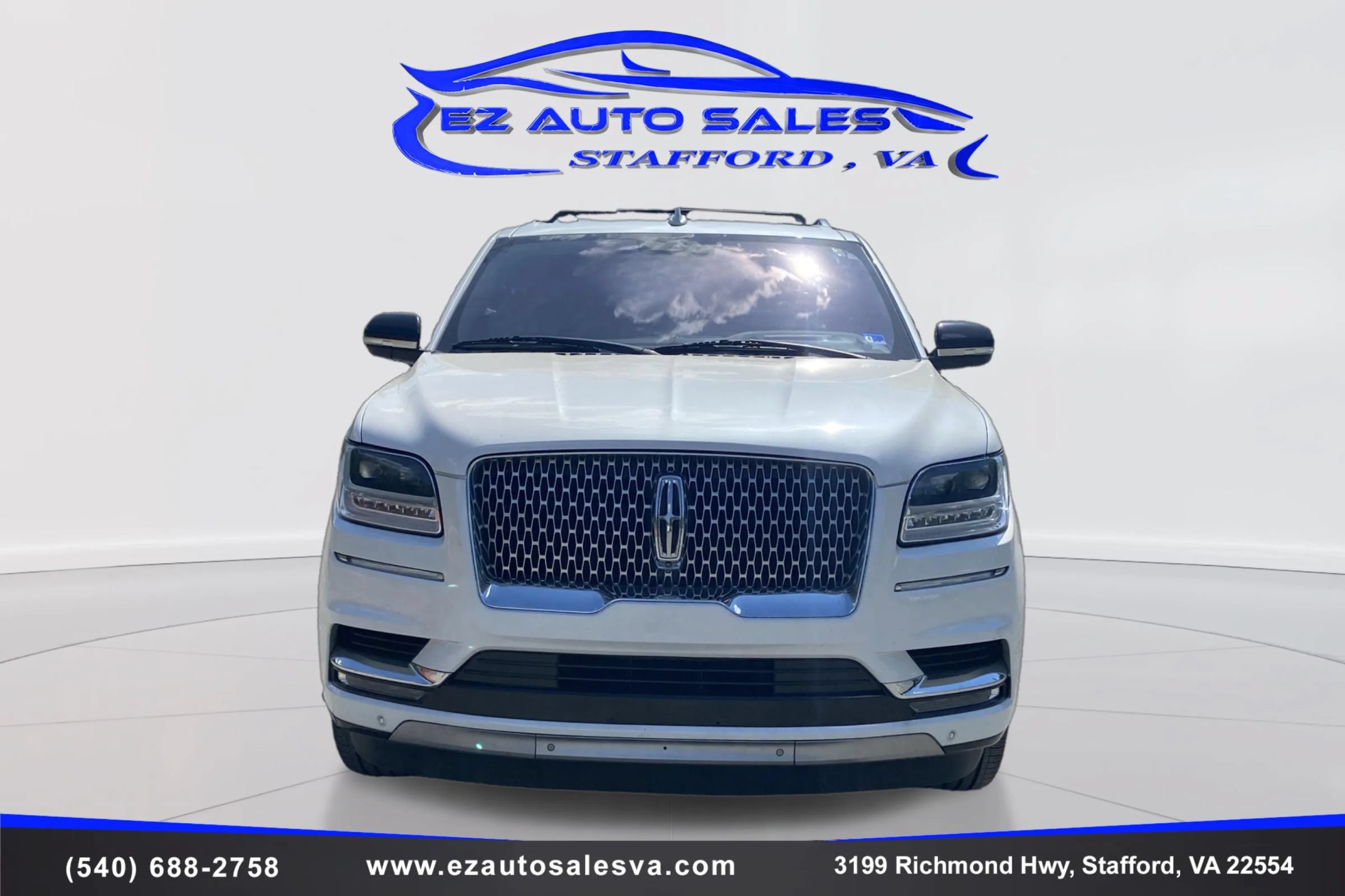 Used 2019 Lincoln Navigator Reserve AWD/4WD image 2