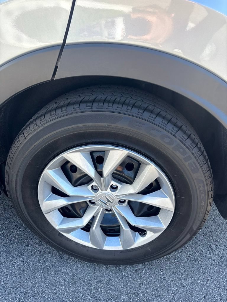Used 2025 Honda CR-V LX image 19