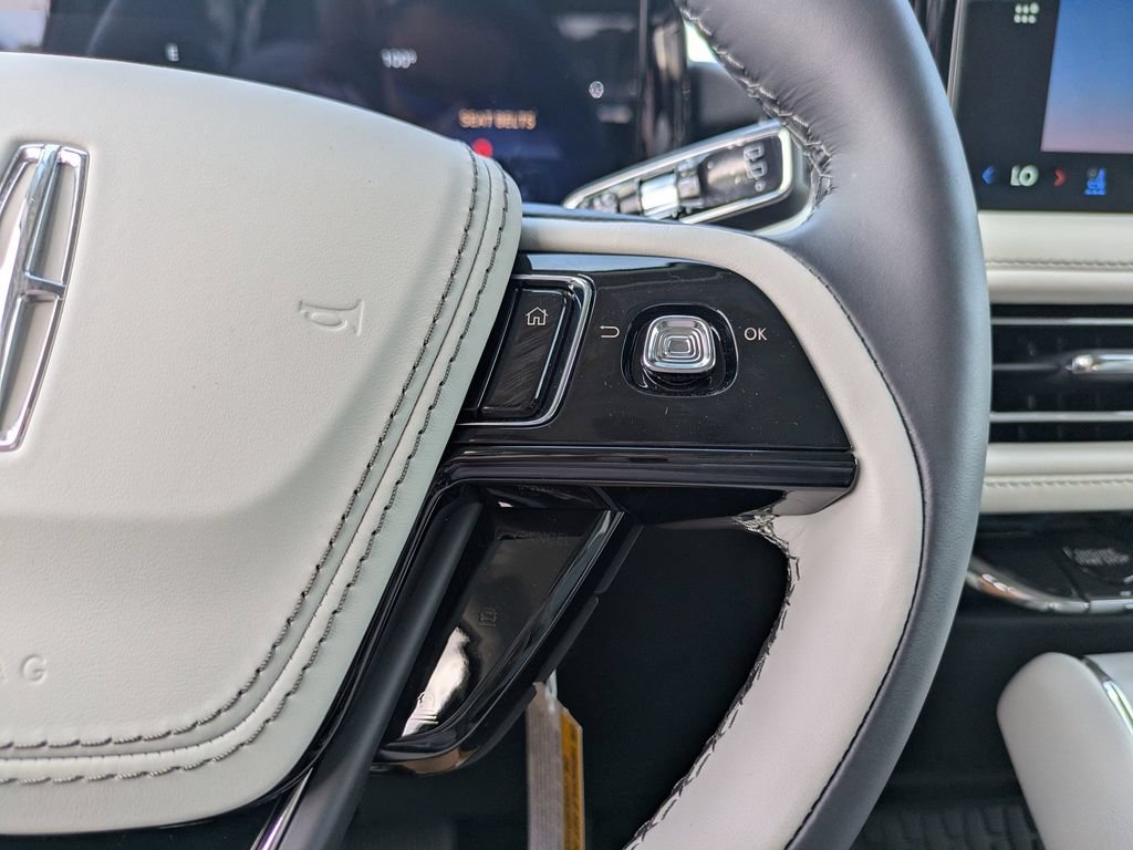 New 2026 Lincoln Aviator Reserve AWD/4WD image 34
