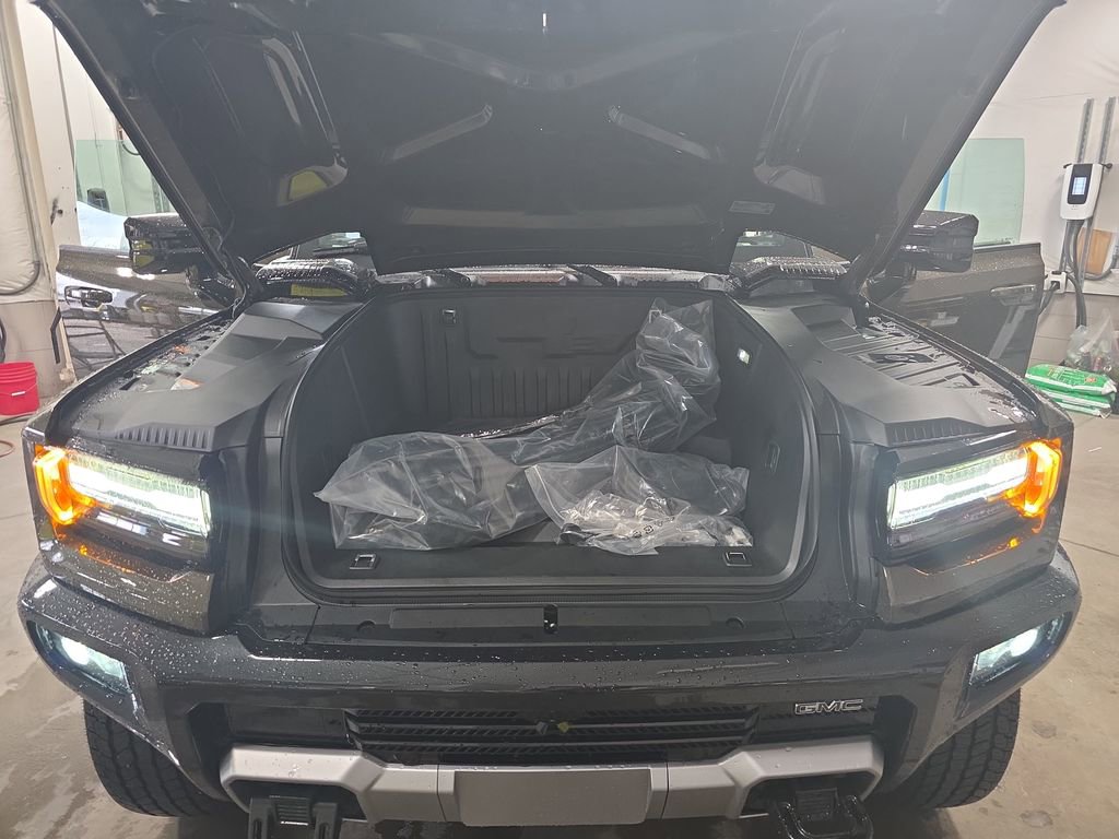 New 2026 GMC Hummer EV SUV w/ LPO, Dark Essentials Package image 31