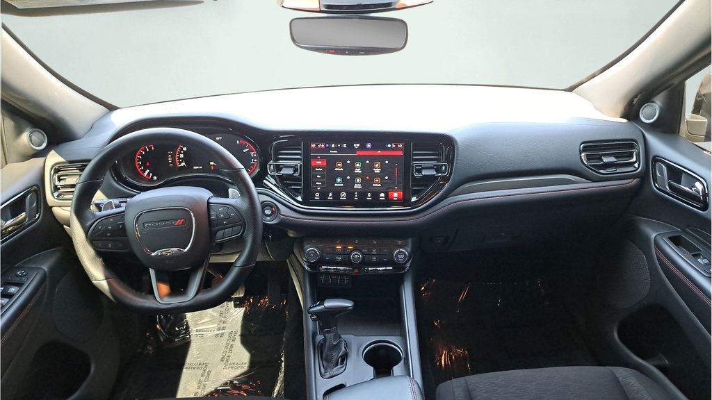 Used 2025 Dodge Durango GT w/ Blacktop Package AWD/4WD image 17