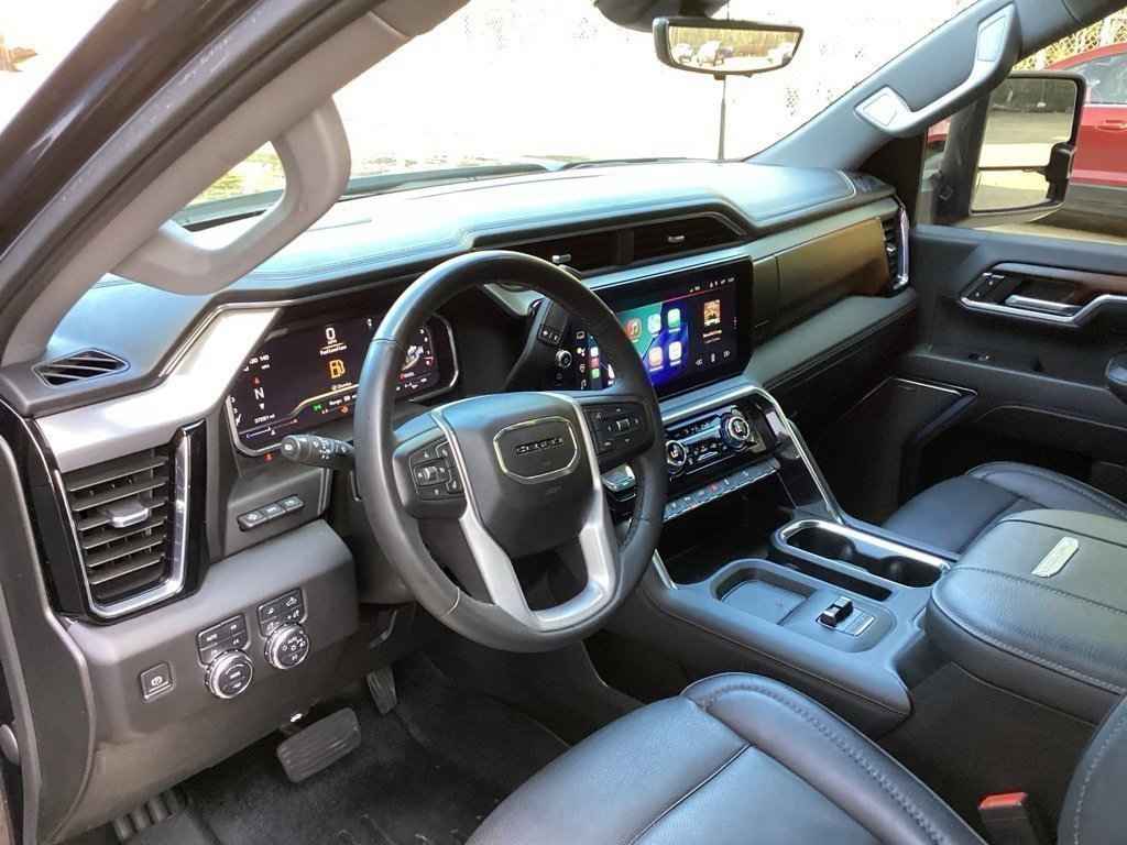 Used 2024 GMC Sierra 2500 Denali w/ Denali Reserve Package image 28