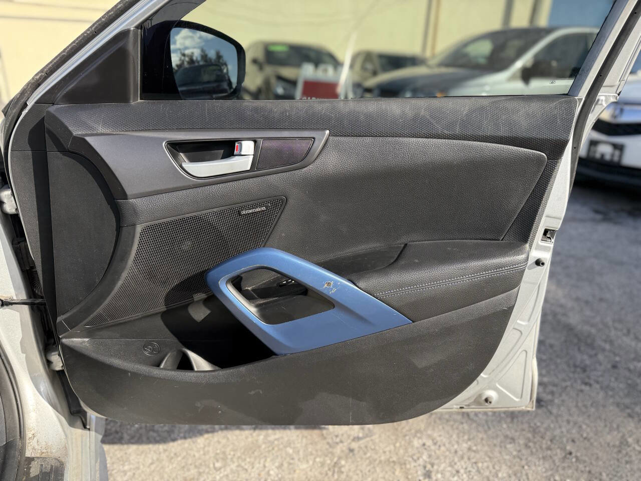 Used 2014 Hyundai Veloster Turbo w/ Turbo Technology Package 04 image 25