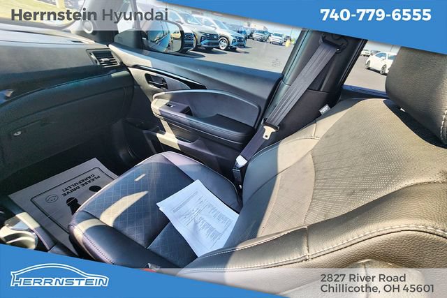 Used 2023 Honda Passport Elite image 11