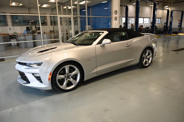 Used 2017 Chevrolet Camaro SS RWD image 8