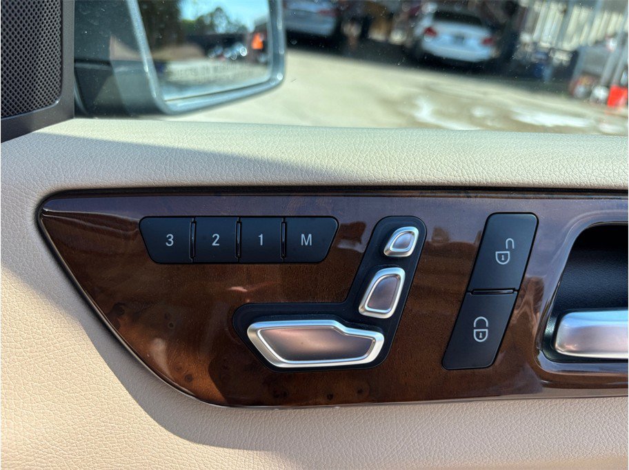 Used 2018 Mercedes-Benz GLS 450 4MATIC image 46