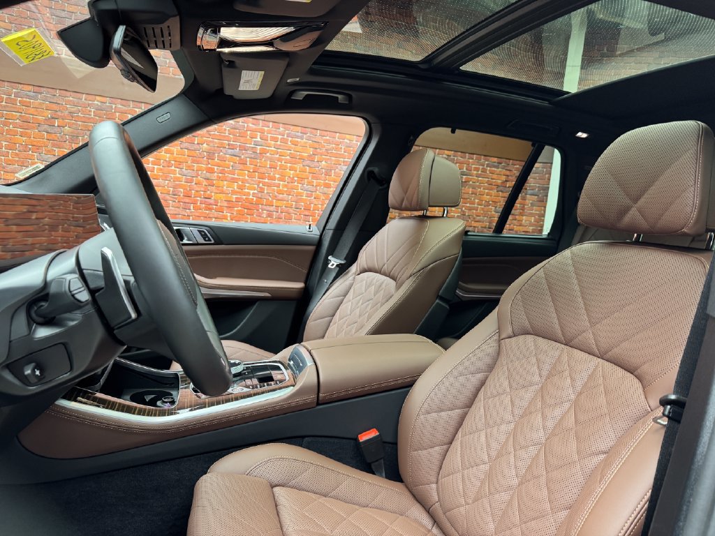 Certified 2026 BMW X5 xDrive40i w/ Executive Package AWD/4WD image 23