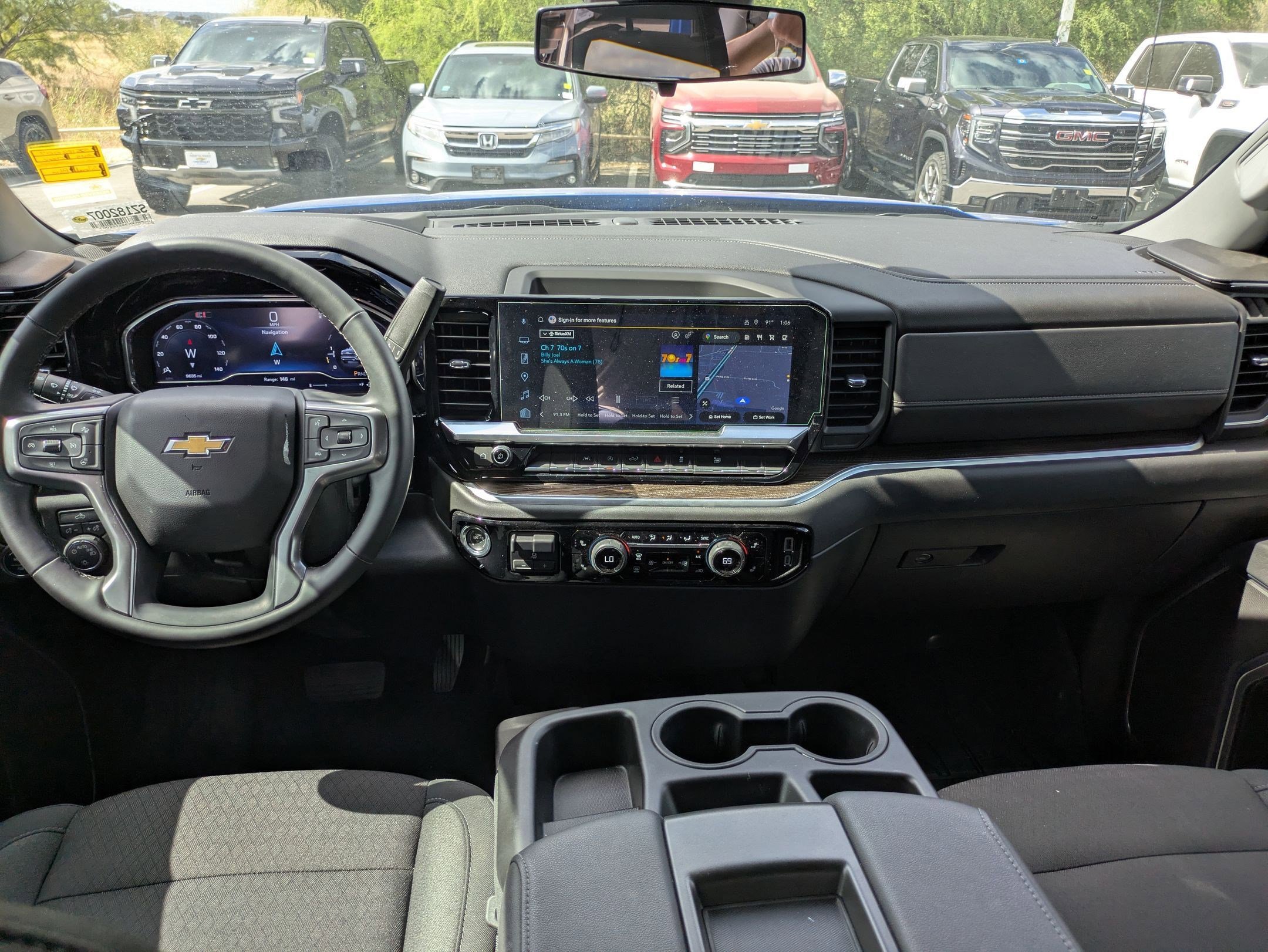 Used 2025 Chevrolet Silverado 1500 LT image 17