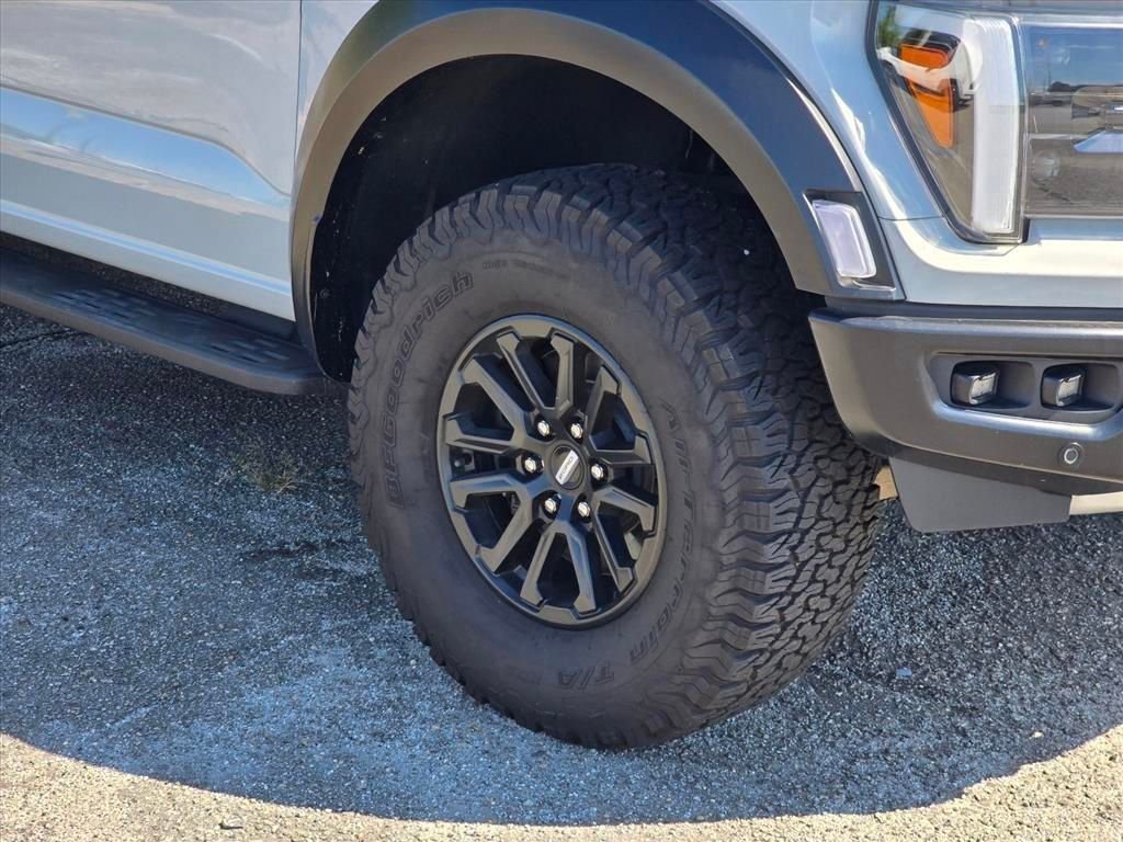 Used 2024 Ford F150 Raptor AWD/4WD image 19