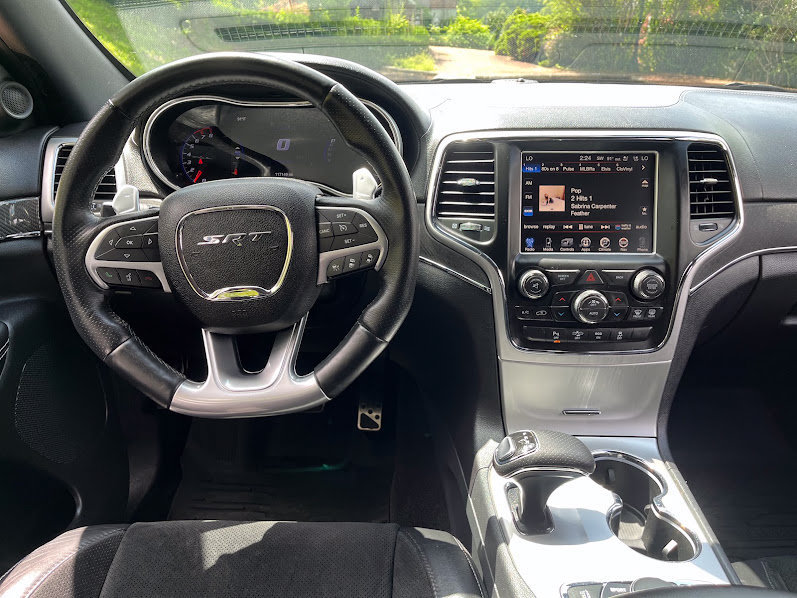 Used 2015 Jeep Grand Cherokee SRT AWD/4WD image 19