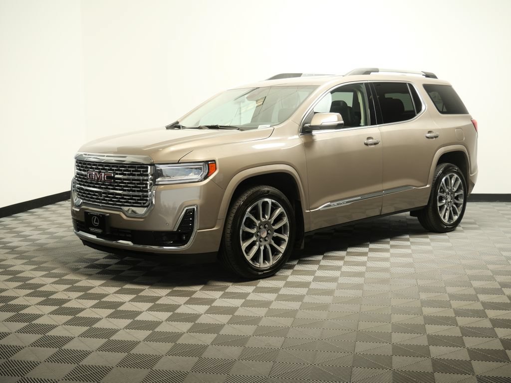 Used 2022 GMC Acadia Denali w/ Denali Ultimate Package AWD/4WD image 3