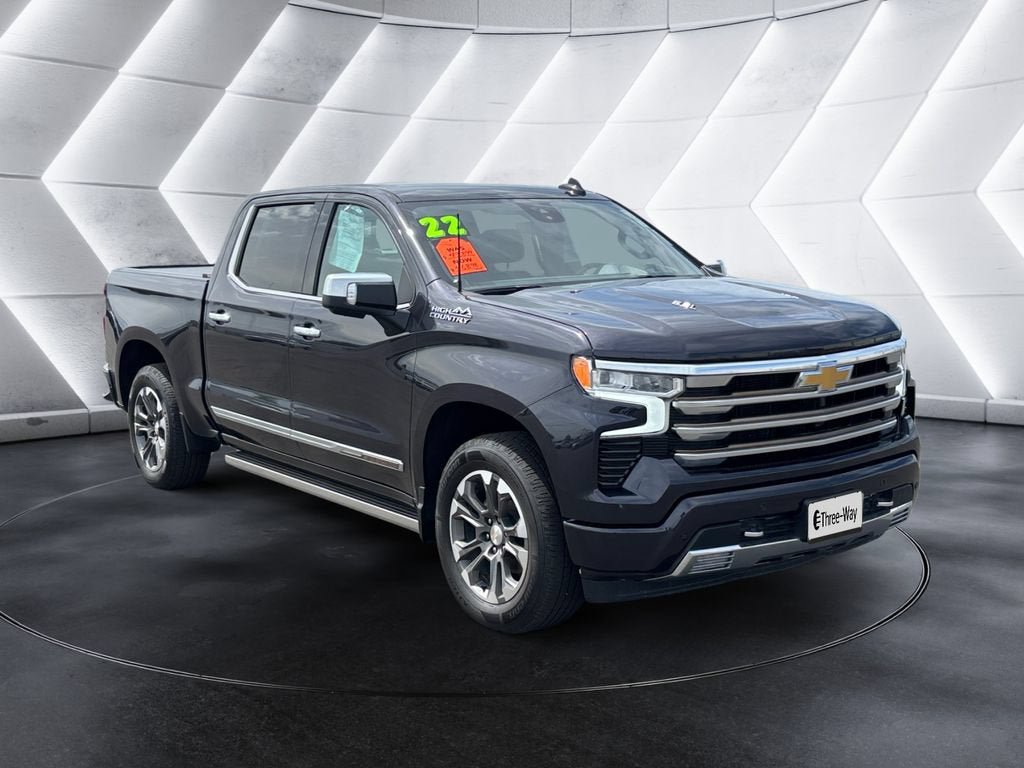 Certified 2022 Chevrolet Silverado 1500 High Country w/ Technology Package AWD/4WD image 7