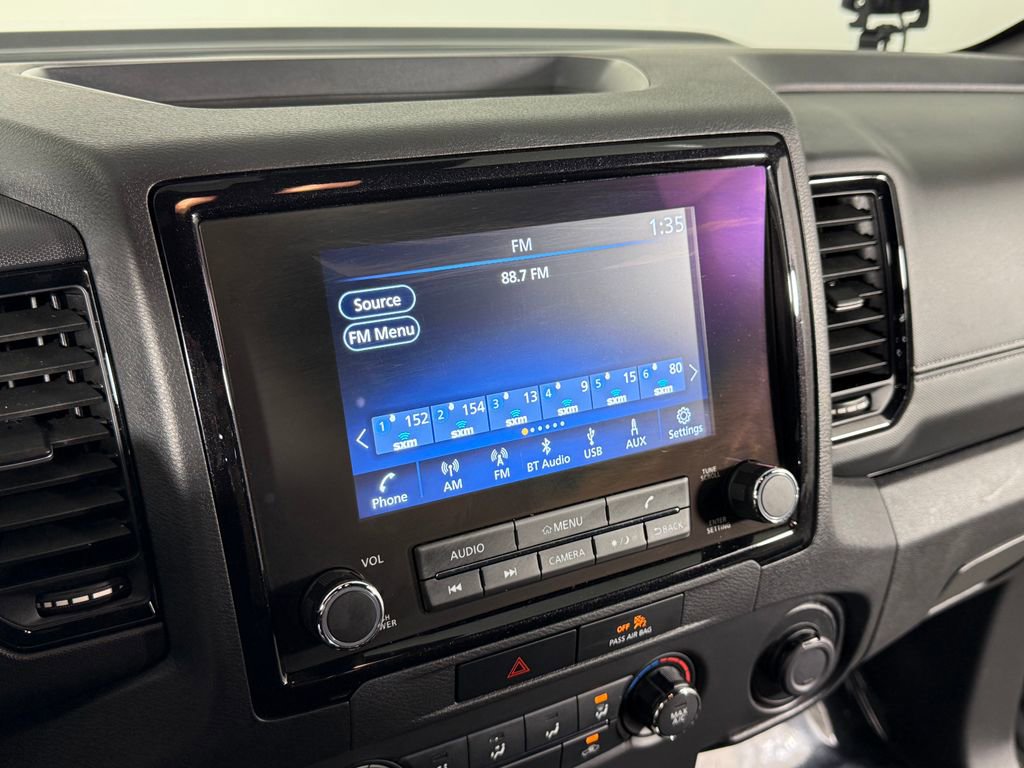 Used 2023 Nissan Frontier SV w/ Midnight Edition Package image 17