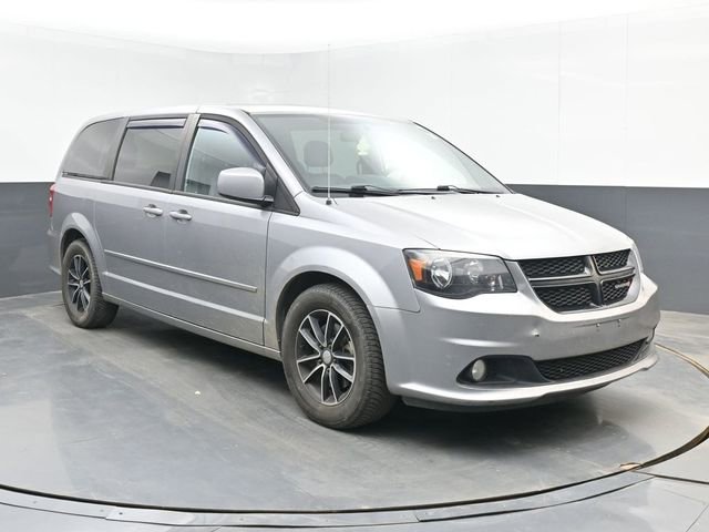 Used 2016 Dodge Grand Caravan SXT FWD image 2