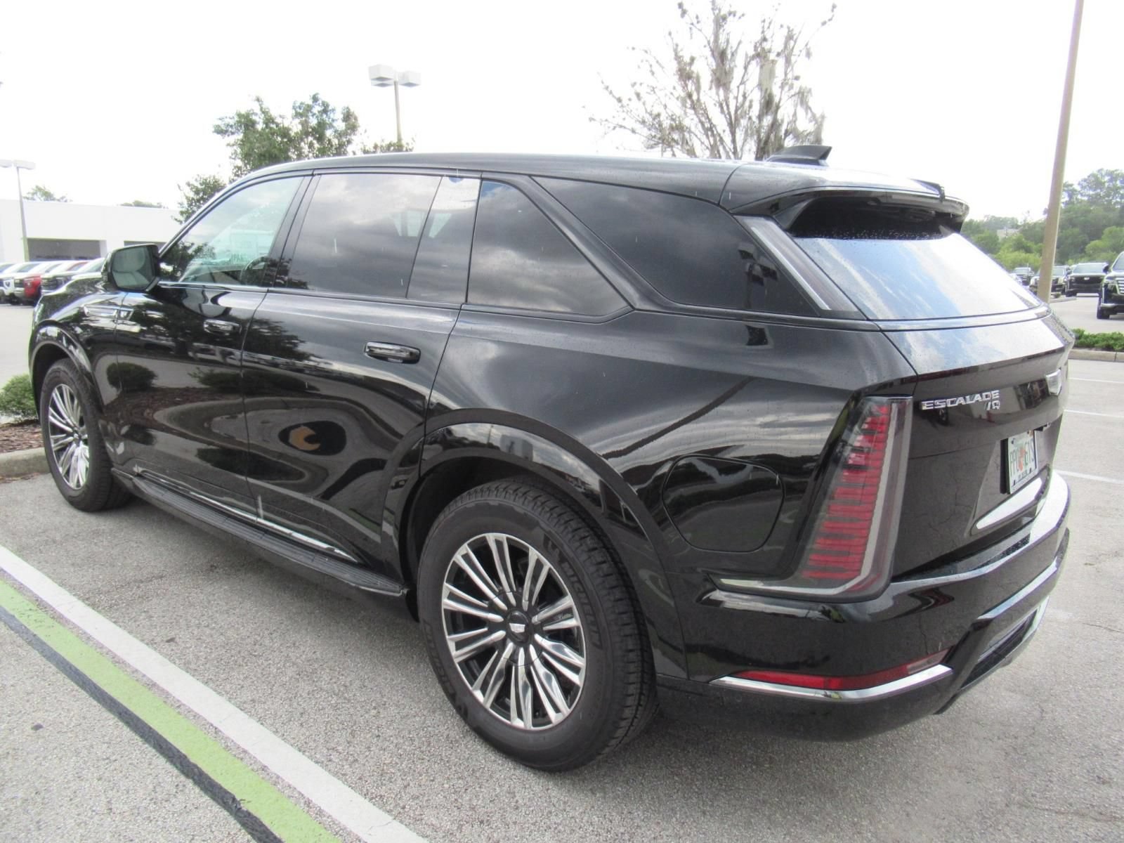 Used 2026 Cadillac Escalade IQ Sport 1 AWD/4WD image 4