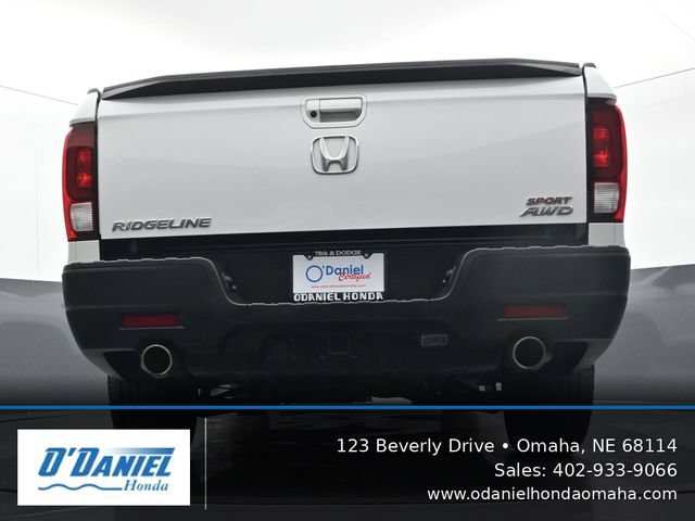 Used 2023 Honda Ridgeline Sport image 11