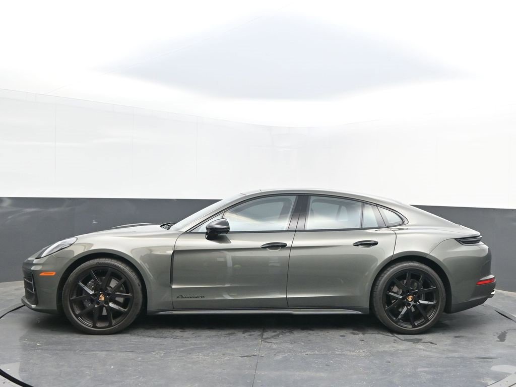 New 2025 Porsche Panamera image 2