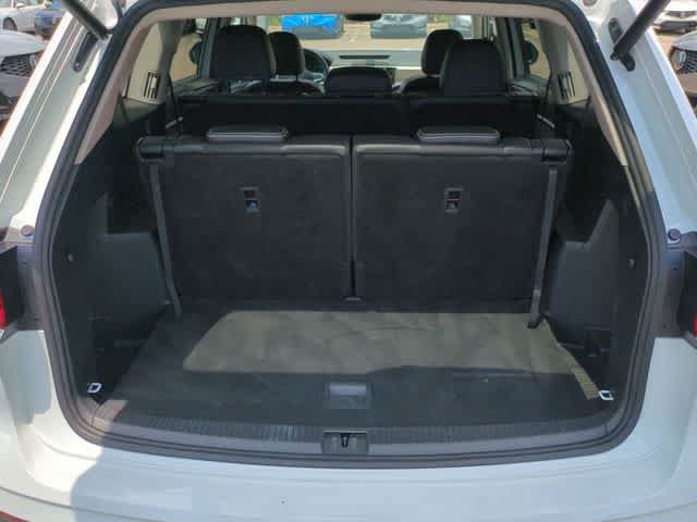 Used 2021 Volkswagen Atlas SE FWD image 34