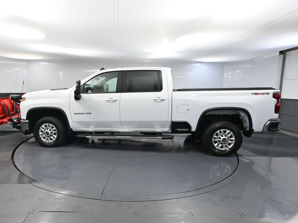 Used 2022 Chevrolet Silverado 2500 LT AWD/4WD image 7