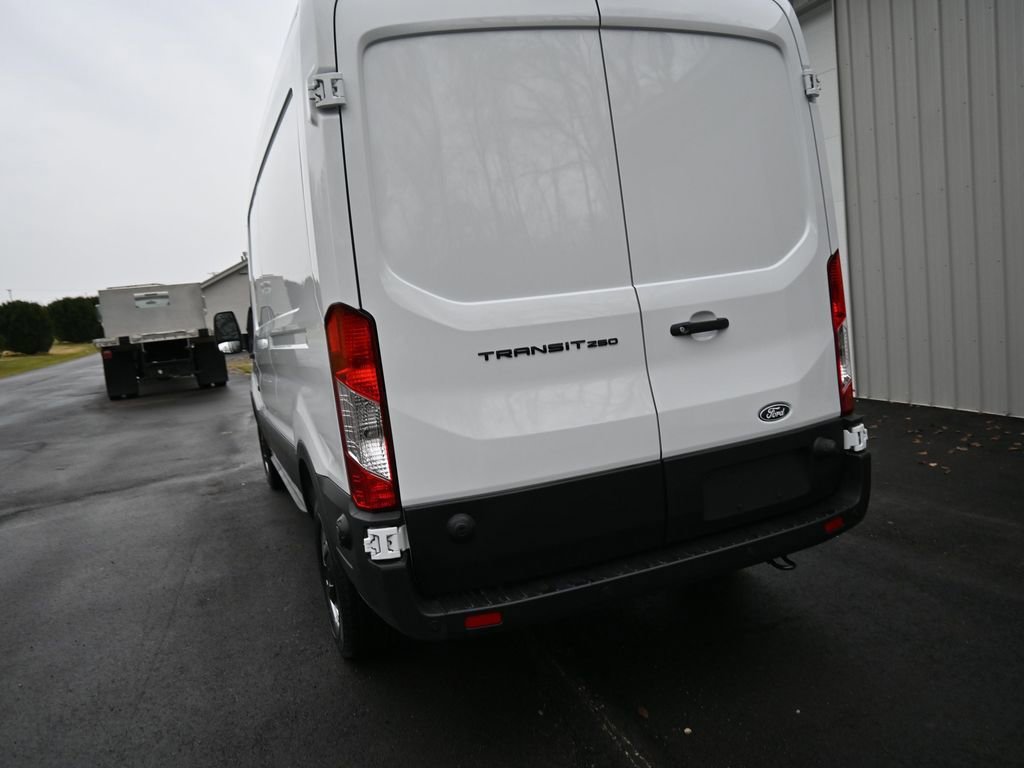 New 2026 Ford Transit 250 148 Medium Roof w/ Load Area Protection Package image 25