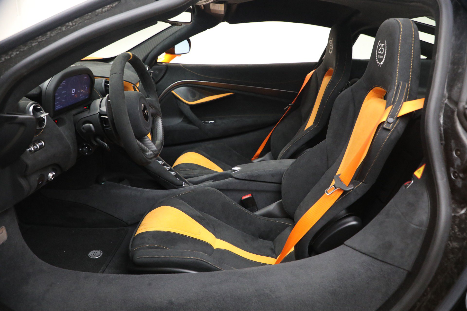Used 2021 McLaren 720S RWD image 21