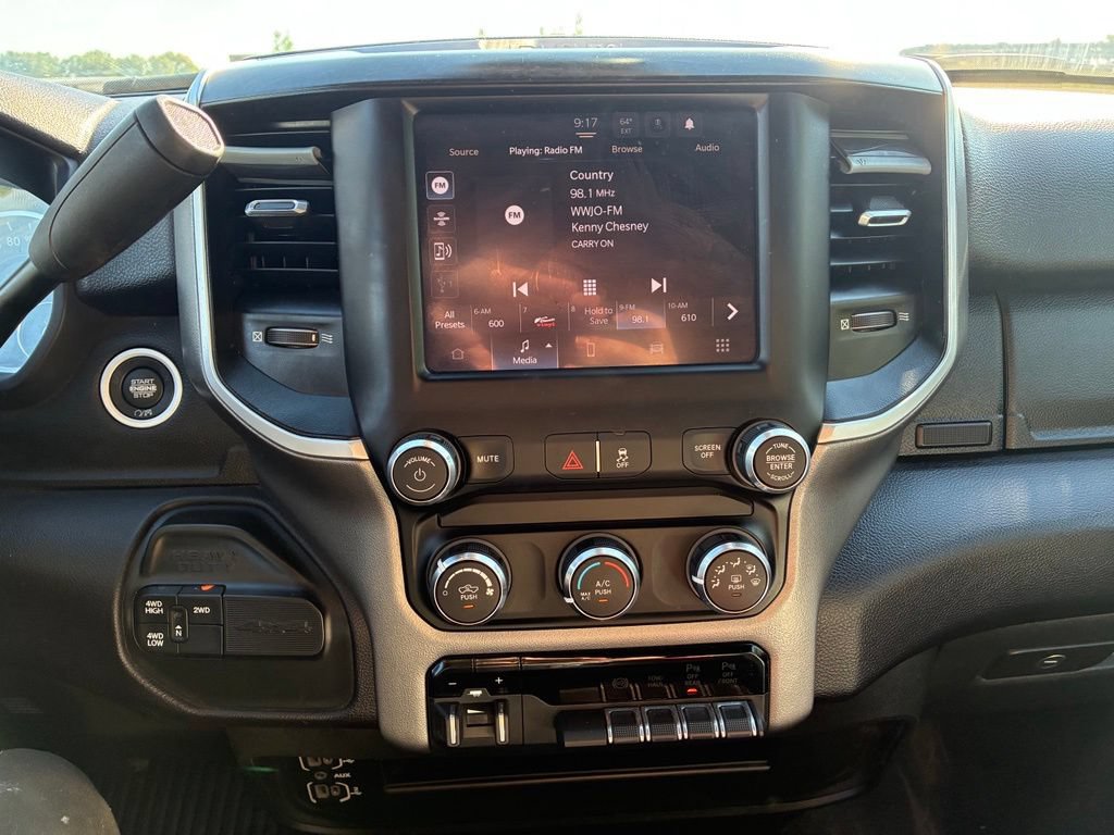 Used 2024 RAM 2500 Big Horn AWD/4WD image 12