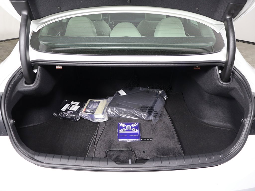 Certified 2025 Hyundai Sonata SE image 14