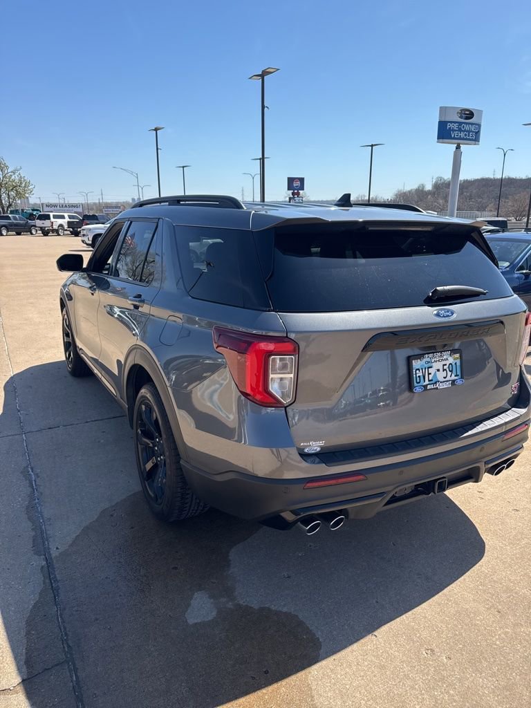 Used 2023 Ford Explorer ST w/ Equipment Group 401A image 4