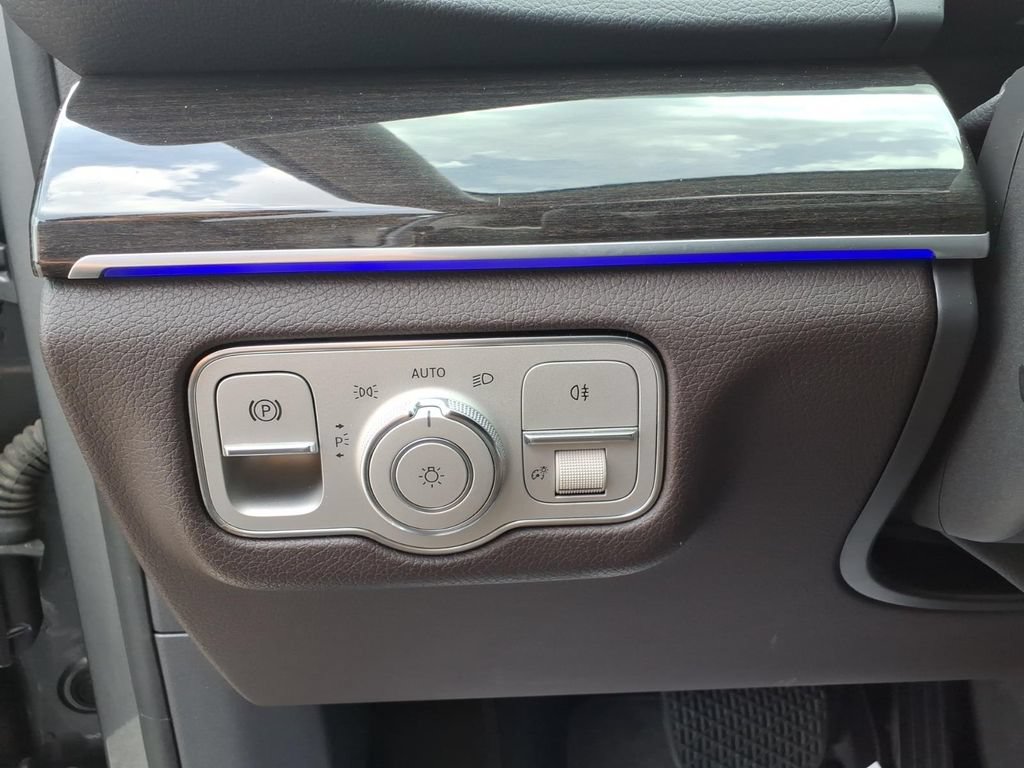 Certified 2020 Mercedes-Benz GLE 350 4MATIC image 17