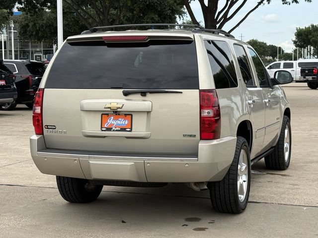 Used 2011 Chevrolet Tahoe LTZ RWD image 4