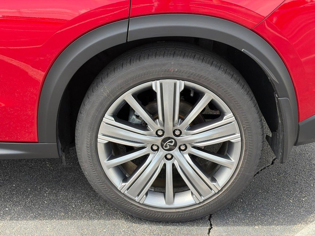 Used 2022 INFINITI QX50 Sensory w/ Cargo Package AWD/4WD image 9