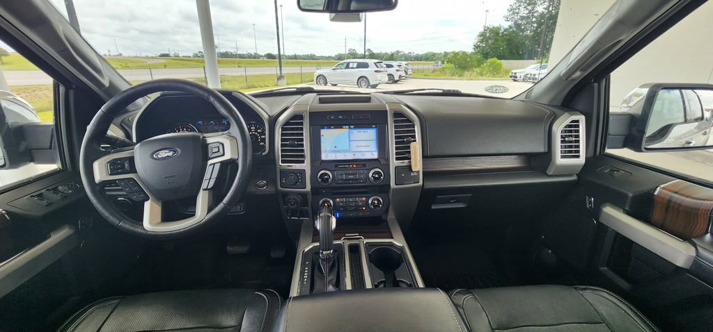 Used 2016 Ford F150 Lariat w/ Equipment Group 502A Luxury AWD/4WD image 19