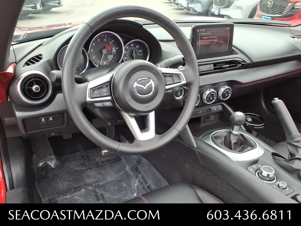 Used 2019 MAZDA MX-5 Miata RF Grand Touring w/ GT-S Package RWD image 11