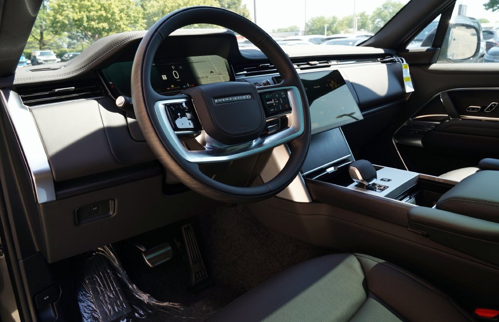 New 2026 Land Rover Range Rover SE AWD/4WD image 14