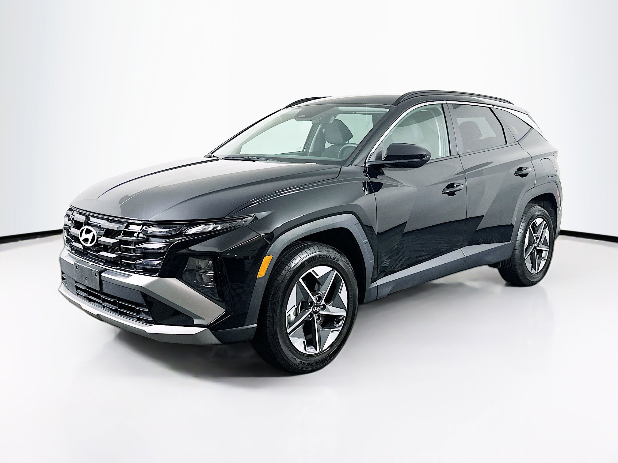 Used 2025 Hyundai Tucson SEL image 3