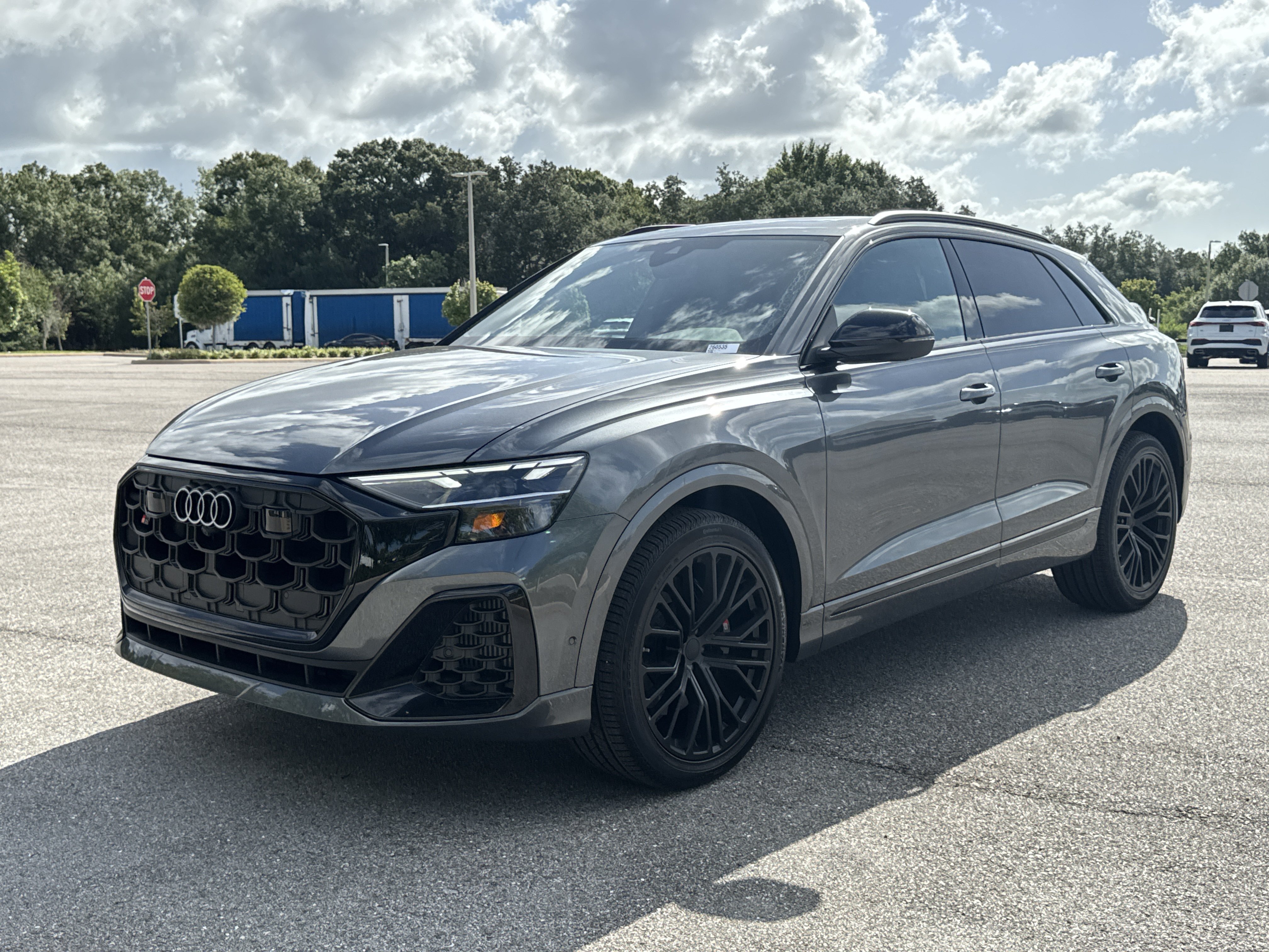 New 2026 Audi SQ8 Premium Plus AWD/4WD image 5