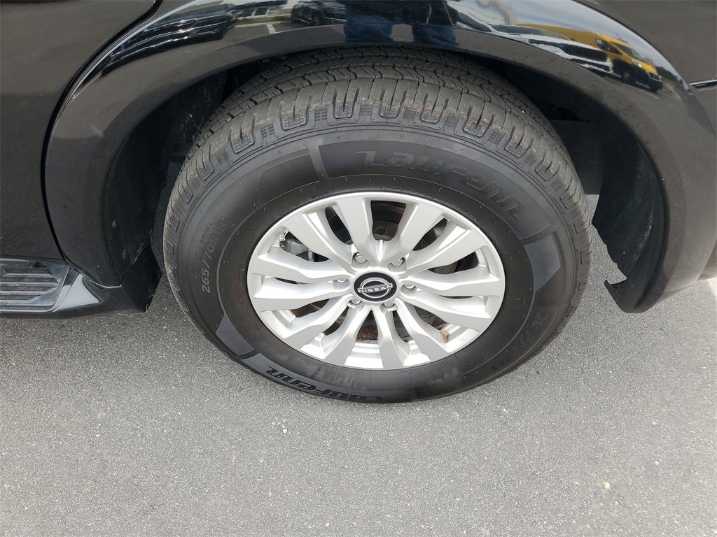 Used 2023 Nissan Armada SV image 7