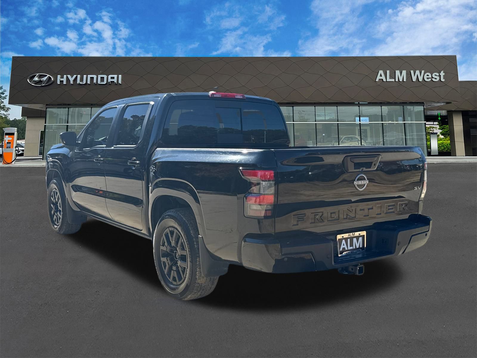 Used 2024 Nissan Frontier SV w/ SV Convenience Package image 7