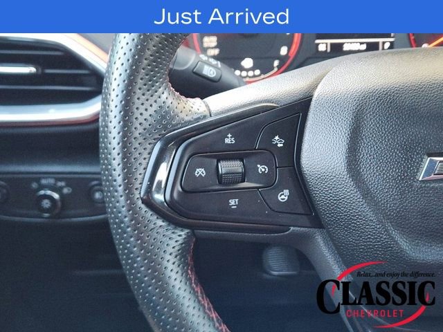 Used 2023 Chevrolet TrailBlazer RS w/ Sun and Liftgate Package FWD image 39