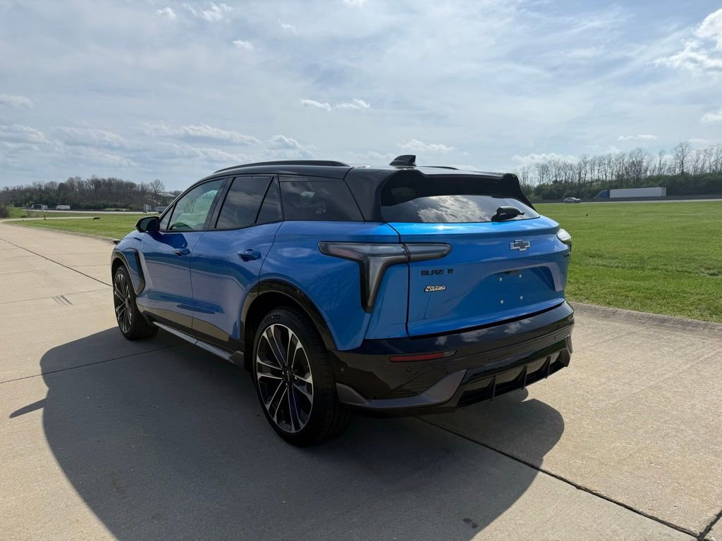 Used 2025 Chevrolet Blazer EV SS w/ LPO, All-Weather Mat Package image 8