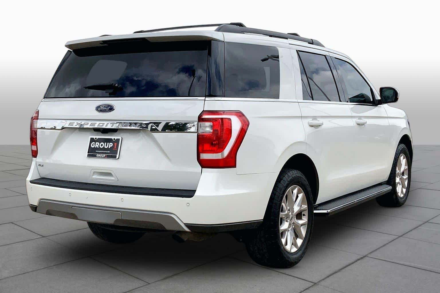Used 2020 Ford Expedition XLT w/ Equipment Group 202A RWD image 13