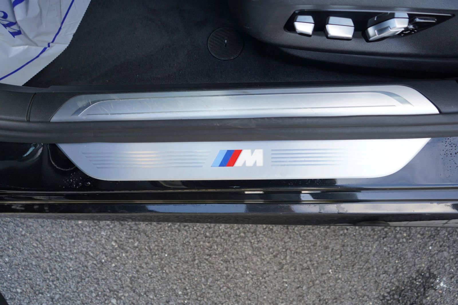 Used 2018 BMW 750i RWD image 18