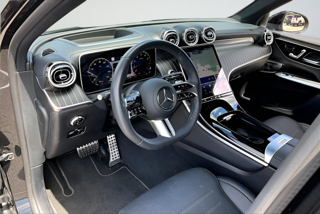 Certified 2026 Mercedes-Benz GLC 300 4MATIC image 14