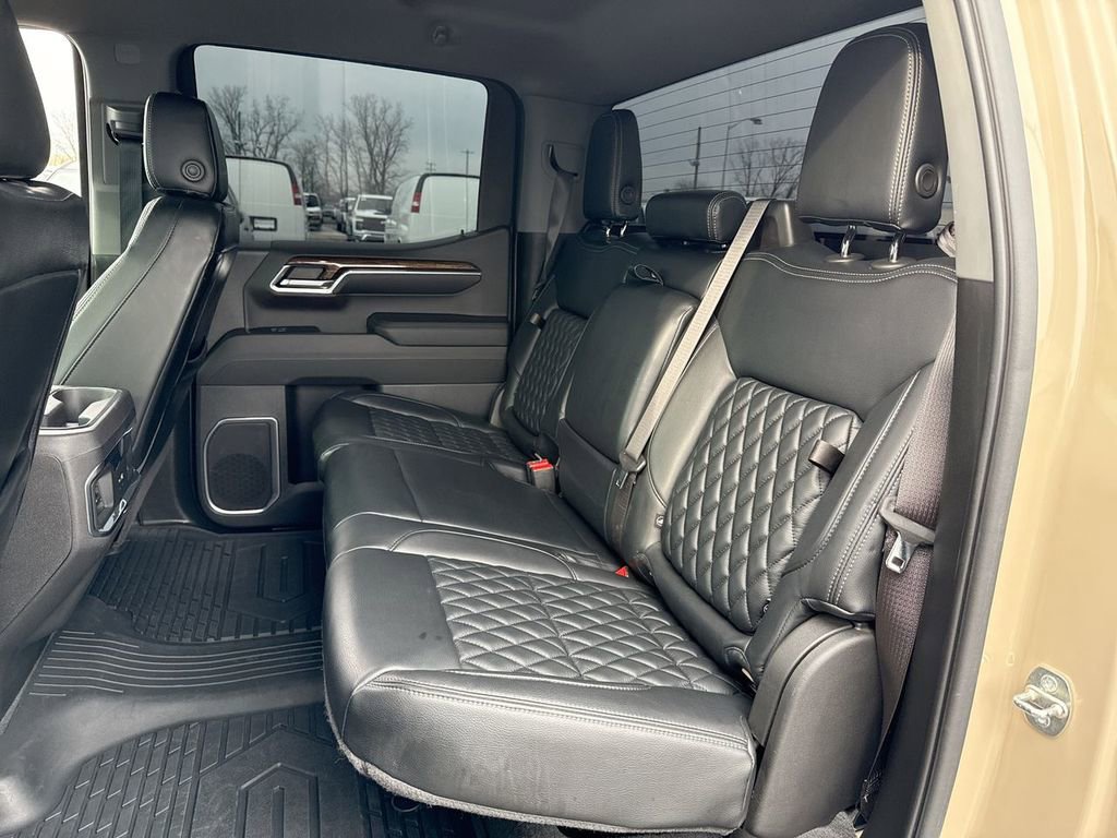 Used 2023 GMC Sierra 1500 Elevation image 23