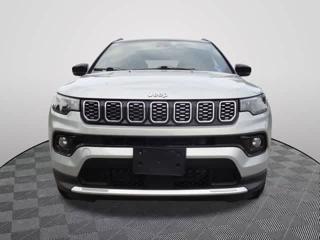 Used 2025 Jeep Compass Limited AWD/4WD image 5